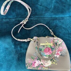 NWOT Betsey Johnson small floral crossbody